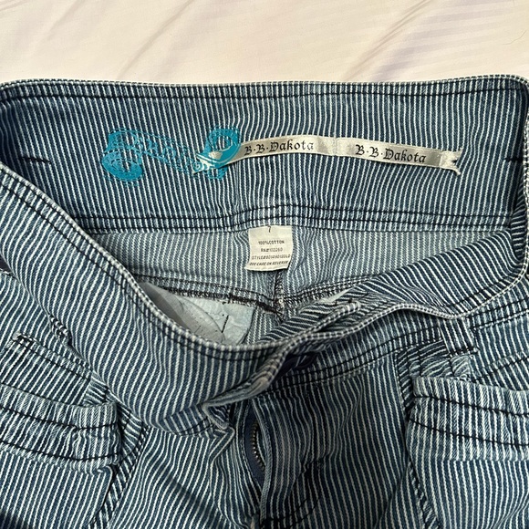 Y2K mini skirt - Picture 2 of 3